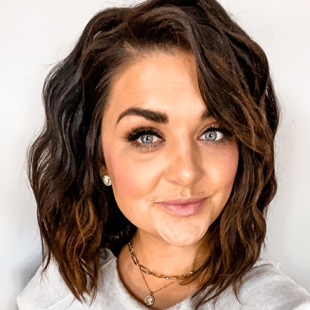 Meet your Posher, Ashlee